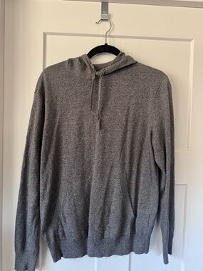 Men's Gray Hooded Sweater